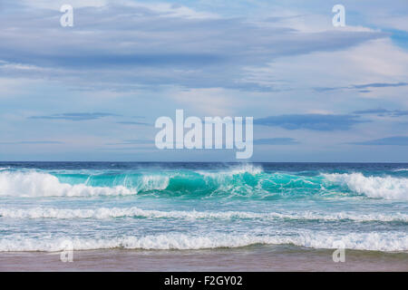 Les vagues de la mer à Cap Woolamai, Phillip Island, Victoria, Australie. Banque D'Images