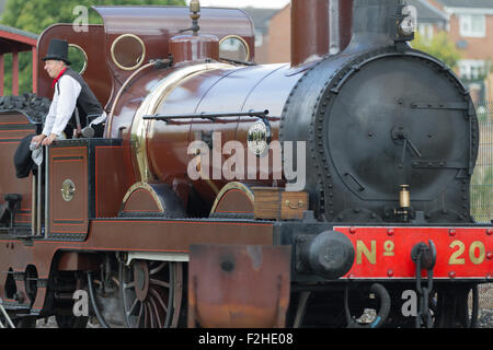 Shildon, comté de Durham, Royaume-Uni. 19 Septembre, 2015. La vapeur d'automne à la locomotion, le Gala Musée National du chemin de fer à Shildon. Furness Railway No 20 - Sharp Stewart A5 Classe 0-4-0 du moteur d'offres de 1863, la plus ancienne de la Grande-Bretagne à écartement standard de locomotive à vapeur. Crédit : Andrew Nicholson/Alamy Live News Banque D'Images