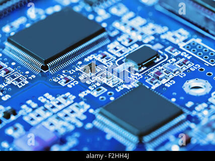 Gros plan du circuit électronique avec processeur Banque D'Images