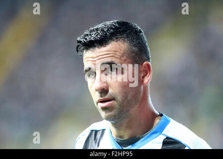 Udine, Italie. 19 Septembre, 2015. L'avant de l'Udinese, Antonio Di Natale a l'air au cours de la Serie A italienne match de football entre l'Udinese Calcio à Empoli v Stade Friuli le 19 septembre, 2015 à Udine. Credit : Andrea Spinelli/Alamy Live News Banque D'Images