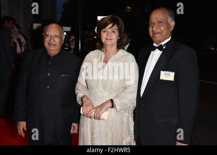 Londres, Royaume-Uni. 18 Septembre, 2015. Cherie Blair, président de la Fondation Loomba assiste à l'asiatique le 15 Achievers Awards 2015 avec Grosvenor House Hotel, Londres. Credit : Voir Li/Alamy Live News Banque D'Images