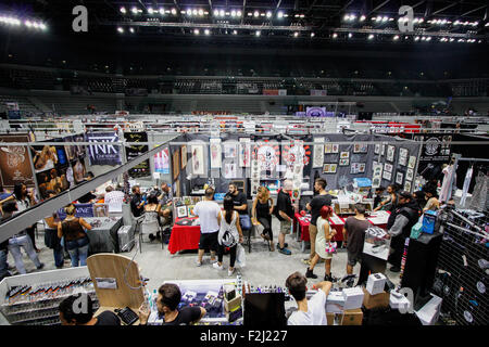 Turin, Italie. 19 Sep, 2015. C'est retour à la sixième Palavela tatoueurs italien, le festival de l'art de tatouage et sera accueilli 250 artistes de tatouage et tatoueurs. © Elena Aquila/Pacific Press/Alamy Live News Banque D'Images