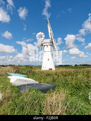 Thurne moulin, une pompe éolienne drainage sur les Norfolk Broads Banque D'Images