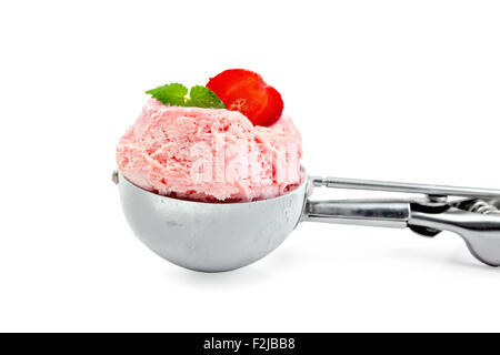 La crème glacée à la fraise menthe avec cuillère Banque D'Images