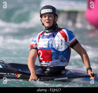 Lee Valley, London, UK. 20 Sep, 2015. Championnat du monde de slalom en canoë. Jour 5. C1 Les femmes, Mallory Franklin (GBR) Médaillé d'argent au Championnat du Monde 2014 Le tableau de contrôle après le passage de la ligne d'arrivée dans le C1 la finale des femmes pour trouver qu'elle a terminé en 7e place. Credit : Action Plus Sport/Alamy Live News Banque D'Images