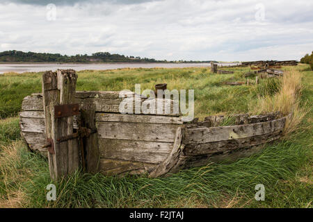 Bateaux abandonnés à Purton ship cimetière sur la rive de la rivière Severn où les bateaux ont été sous-évaluées entre 1909 et les années 1970 dans un Banque D'Images