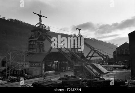 Six Bells colliery engrenage bobinage près d'Abertillery, dans le sud du Pays de Galles les vallées, 1984. Banque D'Images