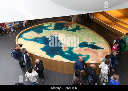 Milan, Italie, 13 Septembre 2015 : l'intérieur de pavillon italien Palazzo 'Italia' à l'exposition Expo Milan 2015 Banque D'Images