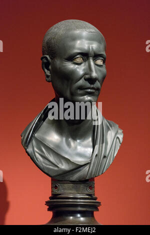 Berlin. L'Allemagne. Portrait de Jules César, alias le Livre vert de la grauwacke, César d'Egypte 1-50 MA, Altes Museum. Banque D'Images