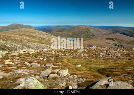 Beinn Mheadhoin et Cairn Gorm de Ben Macdui, parc national de Cairngorm, Badenoch & Speyside Banque D'Images