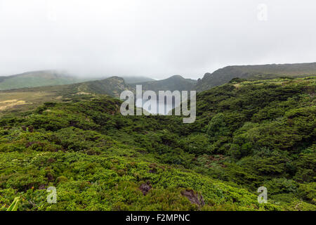 Lagoa Funda de Lajes das Flores Island, Açores Banque D'Images