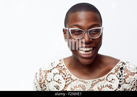 Élégant Smiling woman wearing eyeglasses Banque D'Images