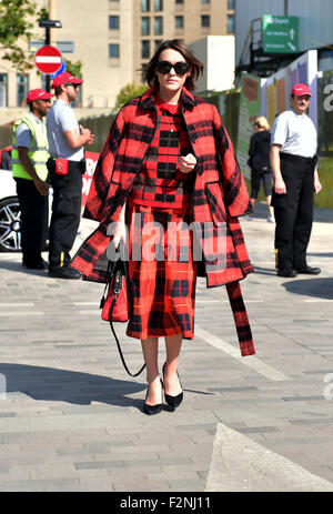 Blogger Ella Catliff marche sur la rue lors de la London Fashion Week - 20 Sept 2015 - Photo : Manhattan piste/Céline Gaille ***pour un usage éditorial uniquement*** Banque D'Images