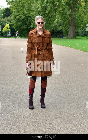 Blogger Sofie Valkiers arrivant au défilé Burberry lors de la London Fashion Week - 21 Sept, 2015 - Photo : Manhattan piste/Céline Gaille ***pour un usage éditorial uniquement*** Banque D'Images