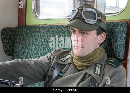 Un reenactor lors de la guerre des années 40 week-end sur la Great Central Railway Banque D'Images