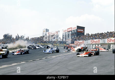 Se plante au début de la British GP à Brands Hatch, 1970 Banque D'Images