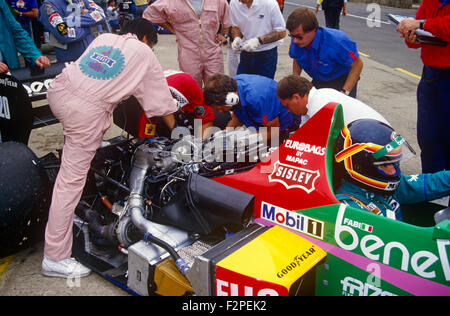 Teo Fabi dans sa Benetton Ford 1987 Banque D'Images