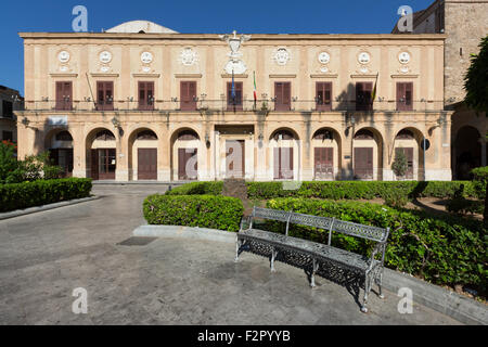 Monreale (Italie) - Le Palais de la ville Banque D'Images