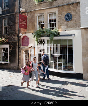 Sally Lunn's de thé, la plus ancienne maison à Bath, Somerset, England, UK Banque D'Images