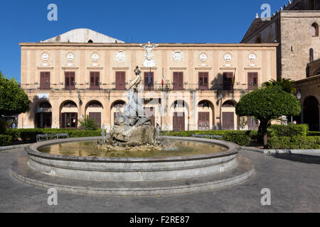 Monreale (Italie) - Le Palais de la ville Banque D'Images