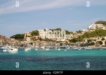 Vue sur le port de Soller, un port de Majorque, Iles Baléares, Espagne, Europe Banque D'Images