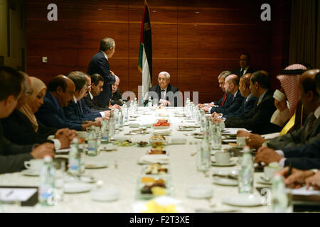 Moscou, Moscou, Fédération de Russie. Sep 23, 2015. Le président palestinien Mahmoud Abbas rencontre les ambassadeurs des pays arabes à Moscou, Russie, le 23 septembre 2015 © Thaer Ganaim Images/APA/ZUMA/Alamy Fil Live News Banque D'Images