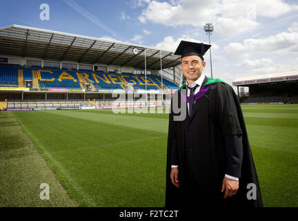 Kevin Sinfield, photographié à Headingley Carnegie Stadium, les diplômés d'une maîtrise en affaires de sport à l'université Leeds Beckett Banque D'Images