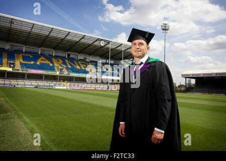 Kevin Sinfield, photographié à Headingley Carnegie Stadium, les diplômés d'une maîtrise en affaires de sport à l'université Leeds Beckett Banque D'Images