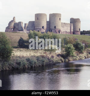 Les ruines d'un vieux château Banque D'Images