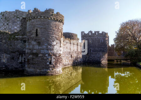 Château de Beaumaris, Ile d'Anglesey, au Pays de Galles, Royaume-Uni Banque D'Images