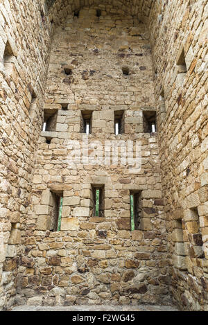 Murs d'un château à pals, Gérone, Catalogne, Espagne Banque D'Images