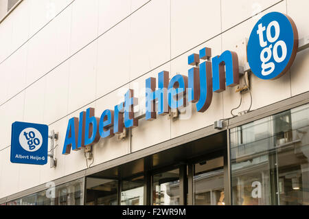 Rendez-vous à Albert Heijn commodité shop à Amsterdam Banque D'Images