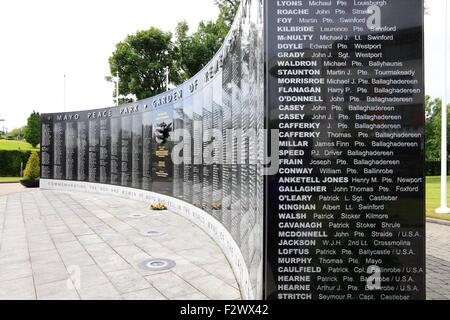 La paix Mayo Park et Garden of Remembrance, Castlebar, Comté de Mayo, Irlande Banque D'Images