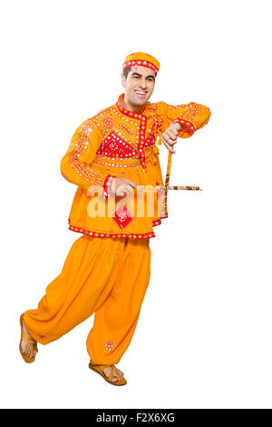 1 Indian Gujrati homme Navaratri Dandiya dance Banque D'Images