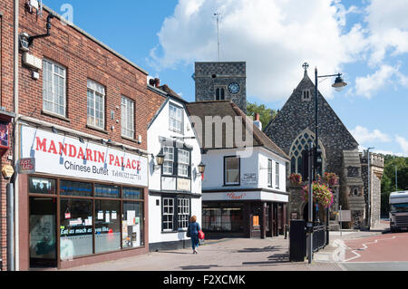 L'église Holy Trinity, Dartford High Street, Dartford, Kent, Angleterre, Royaume-Uni Banque D'Images