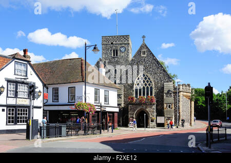 L'église Holy Trinity, Dartford High Street, Dartford, Kent, Angleterre, Royaume-Uni Banque D'Images