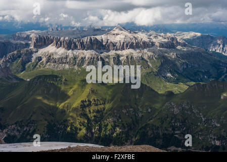 Groupe du Sella avec Piz Boè, 3152 m, vue depuis le sommet Punta Penia, Marmolada, Dolomites, Alpes, Tyrol du Sud, Trentino Banque D'Images