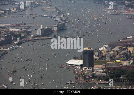 Voile 2015 intocht, het IJ à Amsterdam Banque D'Images