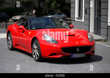 Ein Ferrari California, Berlin. Banque D'Images