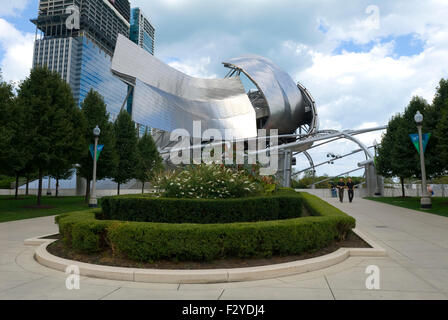Musique Jay Pritzker Pavilion, Chicago, Illinois. kiosque dans le Parc du Millénaire conçu par l'architecte Frank Gehry. Banque D'Images