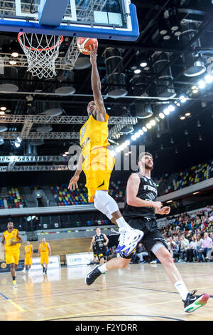 Défaite des Lions Londres Leeds 99 - 60 force à Copperbox, Parc Olympique, Londres, Royaume-Uni. Septembre 2015 Banque D'Images