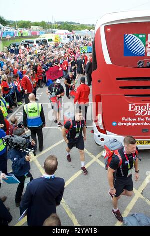 Leeds, UK. 26 Sep, 2015. Coupe du Monde de Rugby. L'Italie contre le Canada. L'équipe canadienne d'arriver. Credit : Action Plus Sport/Alamy Live News Banque D'Images