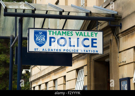 Thames Valley Police gare / signes signe à Oxford. UK Banque D'Images