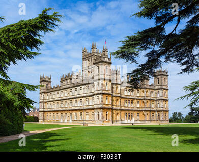 Château de Highclere, Downton Abbey dans la série télévisée du même nom, Hampshire, England, UK Banque D'Images