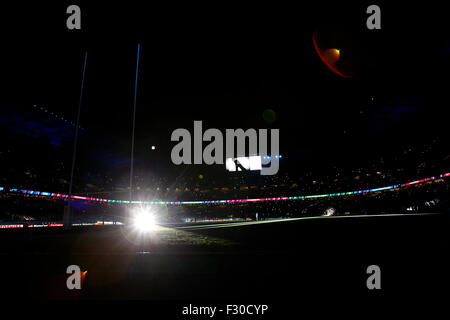 Londres, Royaume-Uni. 26 Sep, 2015. Photo prise le 26 septembre 2015 présente le stade de Twickenham à Londres, Grande-Bretagne, pendant la Coupe du Monde de Rugby 2015 extérieure une correspondance entre l'Angleterre et au Pays de Galles. L'Angleterre a perdu 25-28. Credit : Han Yan/Xinhua/Alamy Live News Banque D'Images