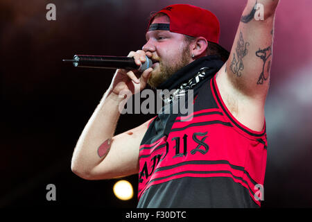 Nichelino, Italie. 26 Sep, 2015. Nitro, rappeur italien, il se produit au cours de la dernière nuit de Ritmika Free Music Festival en Nichelino. © Andrea Gattino/Pacific Press/Alamy Live News Banque D'Images