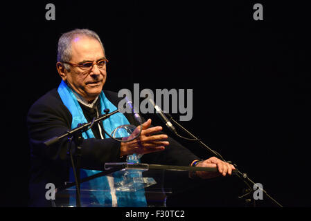 Dortmund, Allemagne. 26 Sep, 2015. Le lauréat du Prix Steiger et ancien Président du Timor oriental José Ramos-Horta parle au cours de la cérémonie de remise du Prix Steiger à Dortmund, en Allemagne, le 26 septembre 2015. Le prix rend hommage aux personnes Steiger leur engagement dans la tolérance et l'humanité. Photo : Caroline Seidel/dpa/Alamy Live News Banque D'Images