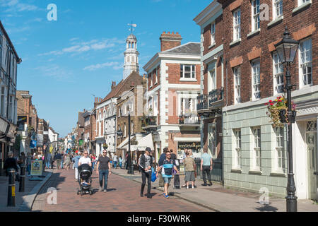 High Street Rochester Kent England UK Shoppers Medway Banque D'Images