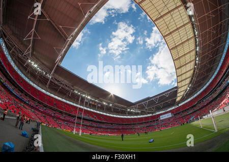 Stade Wembley, Londres, Royaume-Uni. 27 septembre 2015. Wembley se prépare pour l'Irlande contre la Roumanie au match Pool D de la coupe du monde de Rugby 2015. Crédit : Malcolm Park/Alay Live News Banque D'Images