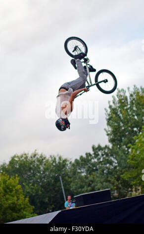 Madrid, Espagne. Sep 26, 2015 Exposition de BMX. Arnold classic europe 2015, madrid crédit : nano calvo / vwpics/Alamy live news Banque D'Images